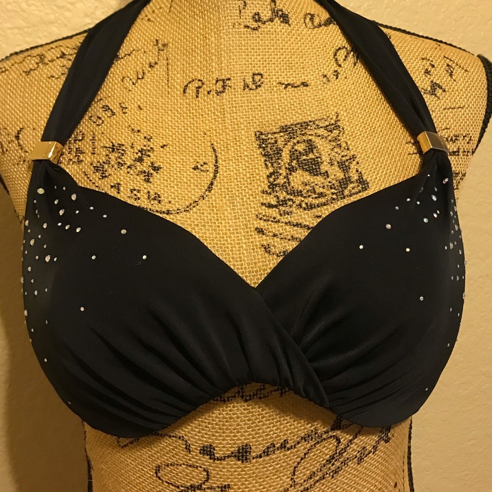 Victoria’s Secret swimsuit top
